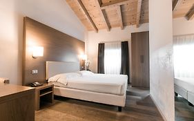 Hotel Operà